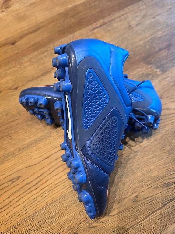 Herrenschuhe: Fussballschuhe Gr 42 – Gebraucht aus DOTTIKON von fabnico 1