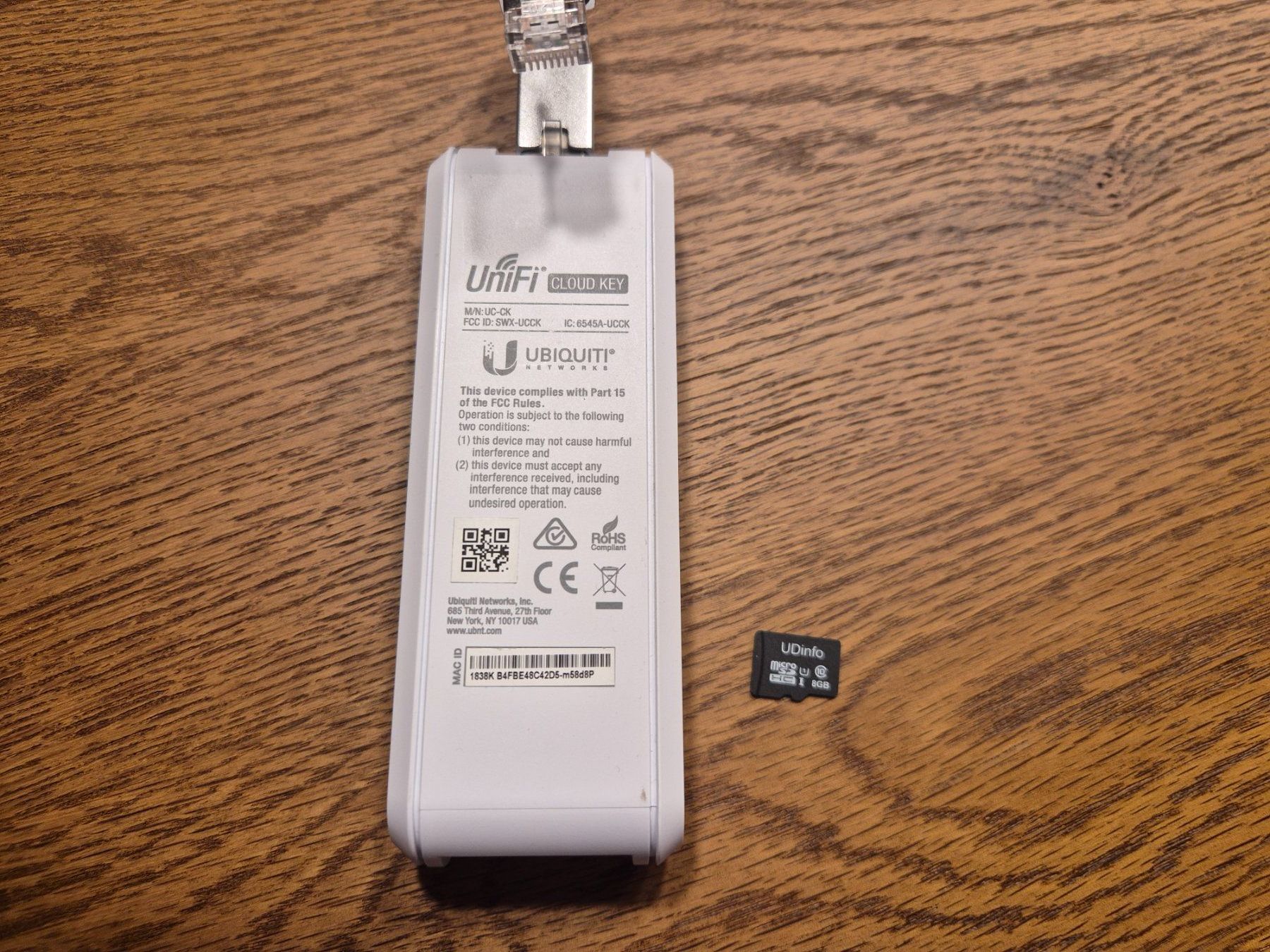 Ubiquiti Server: Ubiquiti UniFi Cloud Key – Usato da Muttenz venduto da D3strukt0r 2