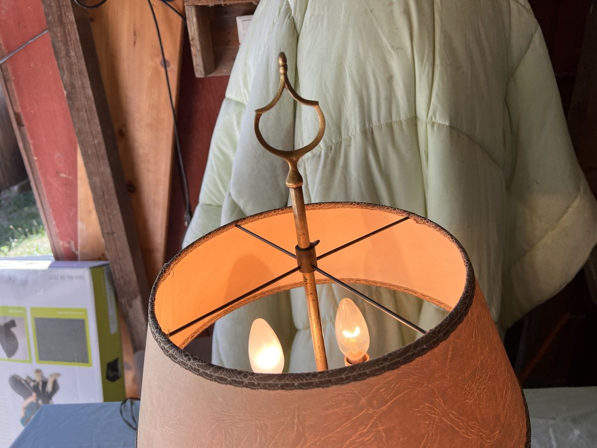 Lampade: Antike Tischlampe Messing  (158) – Usato da Glattfelden venduto da maa_qcj8 1