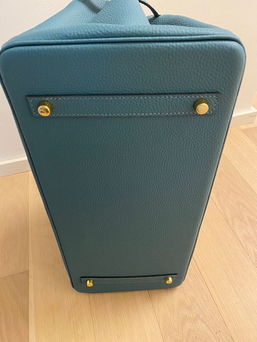 Borse da donna: Lederhandtasche neu in Jeansblau – Nuovo e nell'imballaggio originale da Neerach venduto da Sessi22 4
