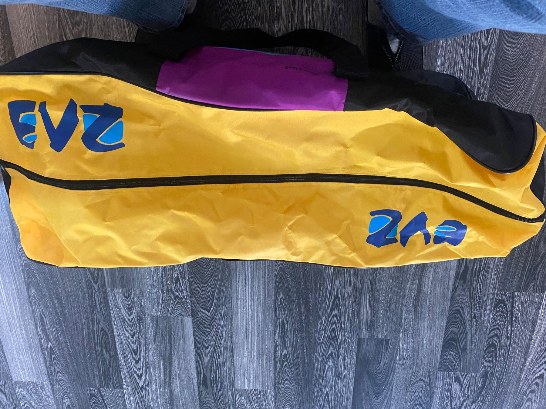 Sacs & sacs à dos: EVZ Hockeytasche – D'occasion à Allenwinden par oba_xb8y