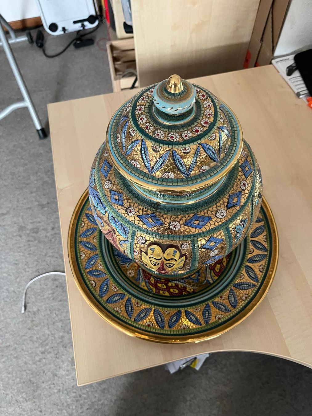 Vase & Récipients: Goldene Vase mit Teller, Mosaikmuster – D'occasion à Obfelden par Pschumi1 1