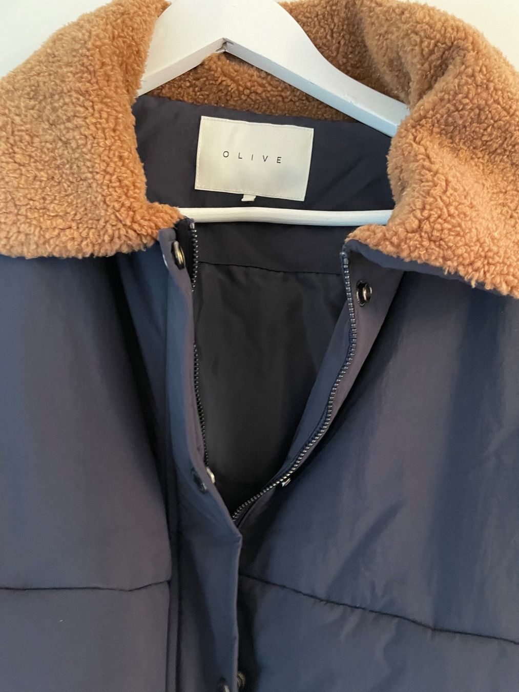 Giacche: Winterjacke von Oliveclothing – Usato da Zürich venduto da matisselover 2