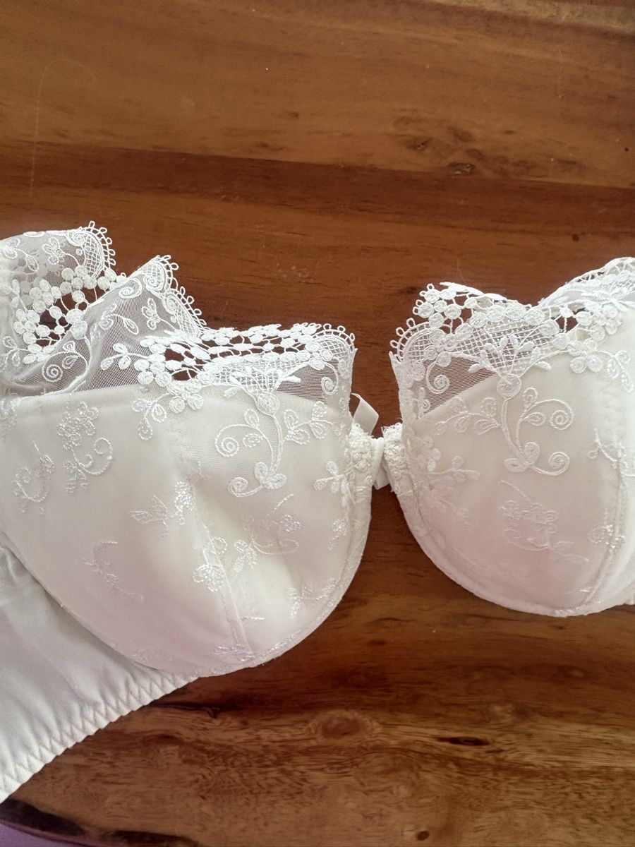 Simone Pérèle Altra biancheria intima: Simone Perele BH , NP 119 CHF – Nuovo (secondo la descrizione) da Obbürgen venduto da bugi6868 2