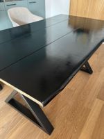 Esstisch (Mangoholz, schwarz lackiert)