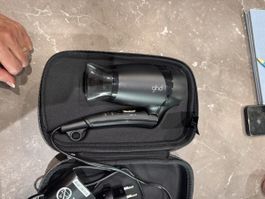 Sèche-cheveux GHD flight