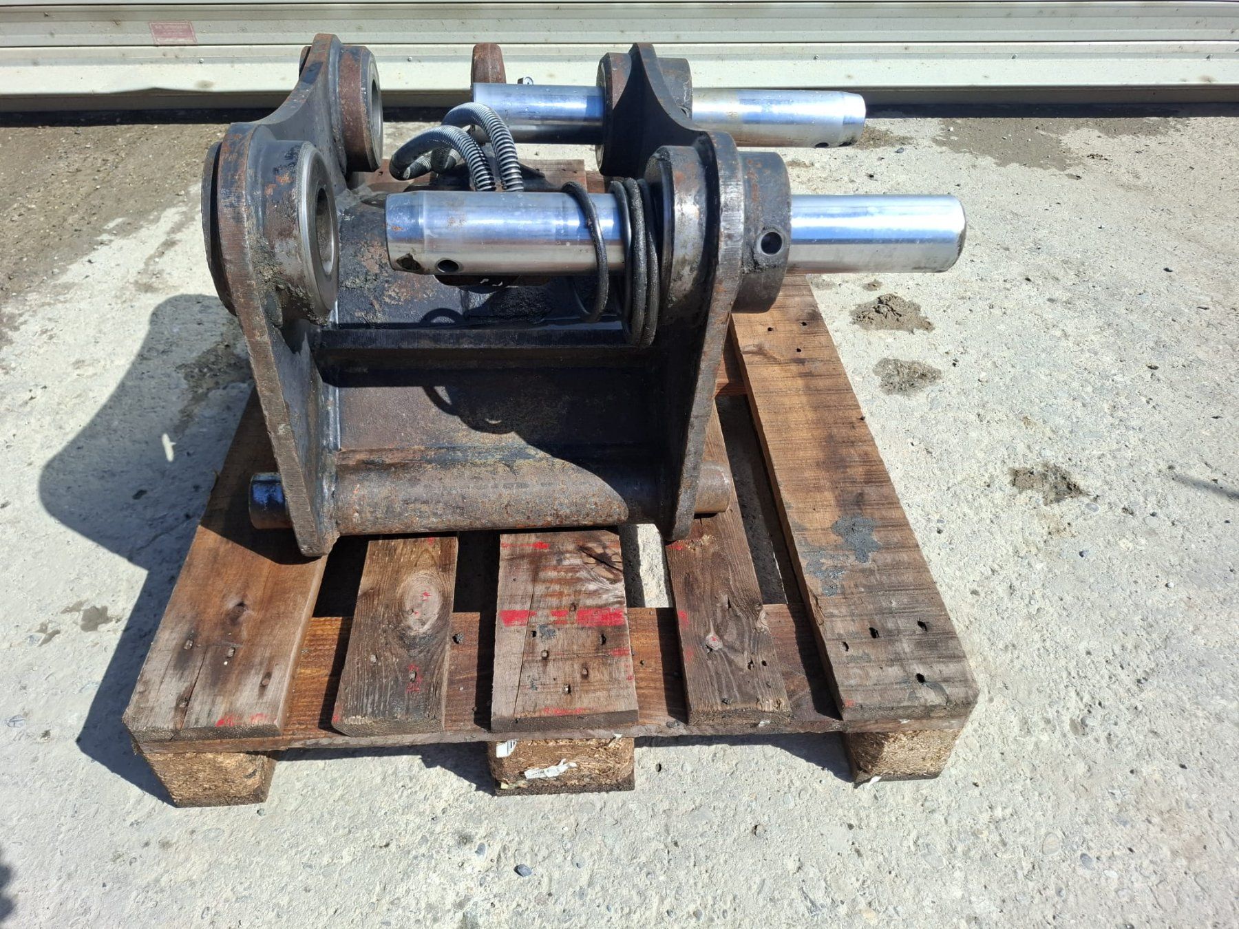 Zubehör Traktoren & landw. Fahrzeuge: Schnellwechsler CW-20S – Gebraucht aus Hasle LU von Arag08 3