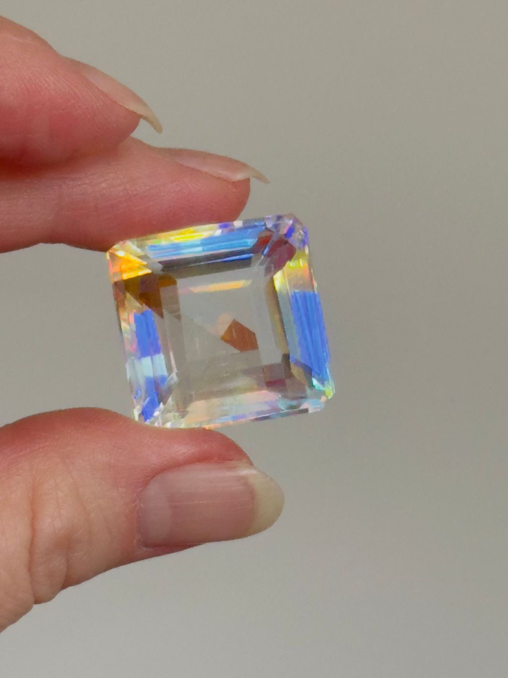 Pietre preziose: 49.10 Ct. Certified Square Cut Mystic – Nuovo e nell'imballaggio originale da Genève venduto da AWWA 7