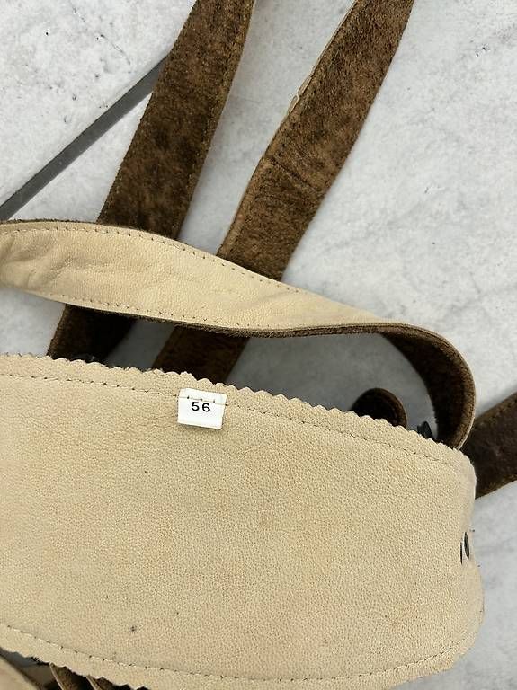 Pantaloni: Lederhose – Usato da Wolfhausen venduto da j86 2