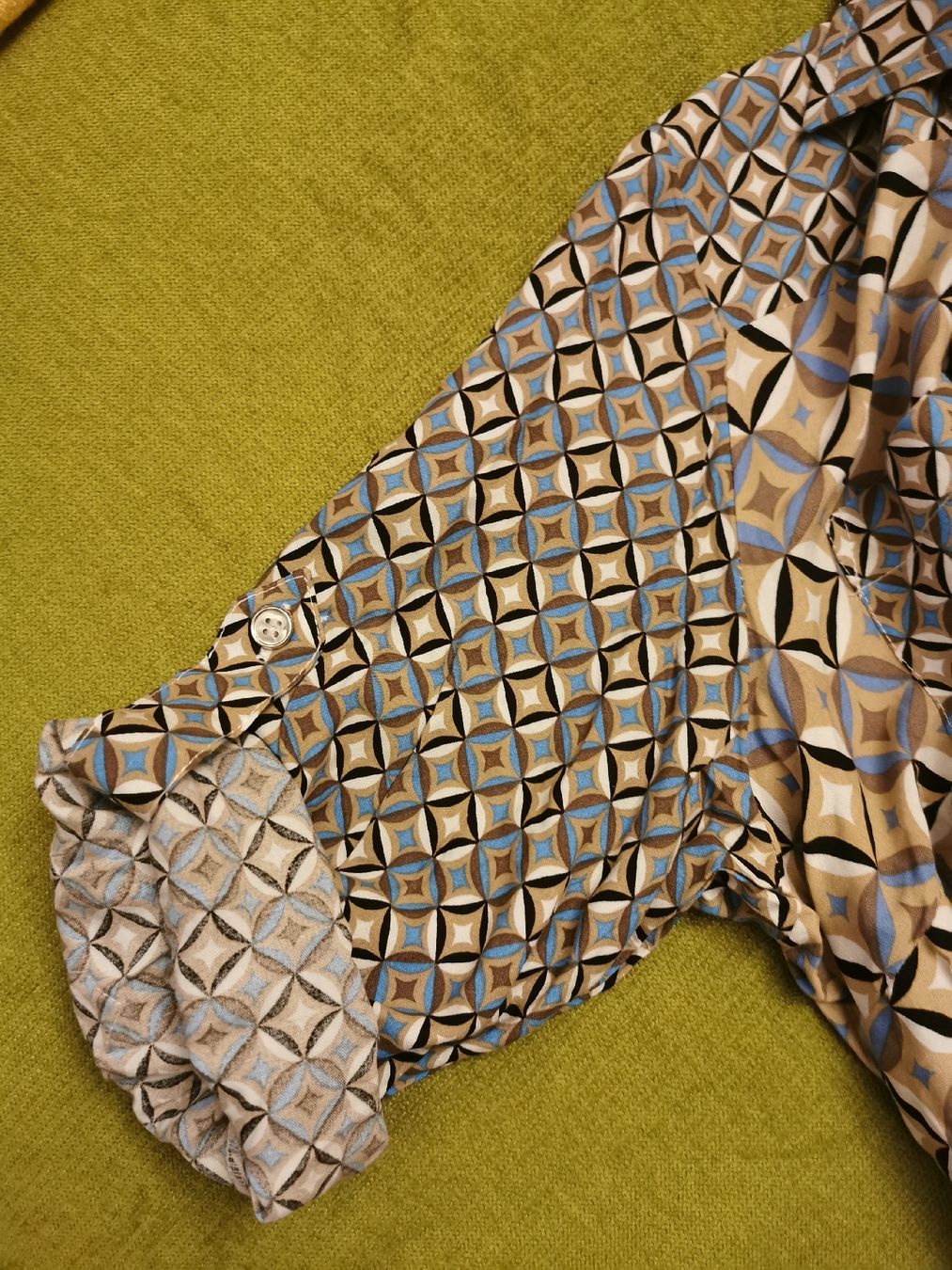 Blusen: Bluse, mehrfarbig – Neu (gemäss Beschreibung) aus Wettingen von Biitel 6