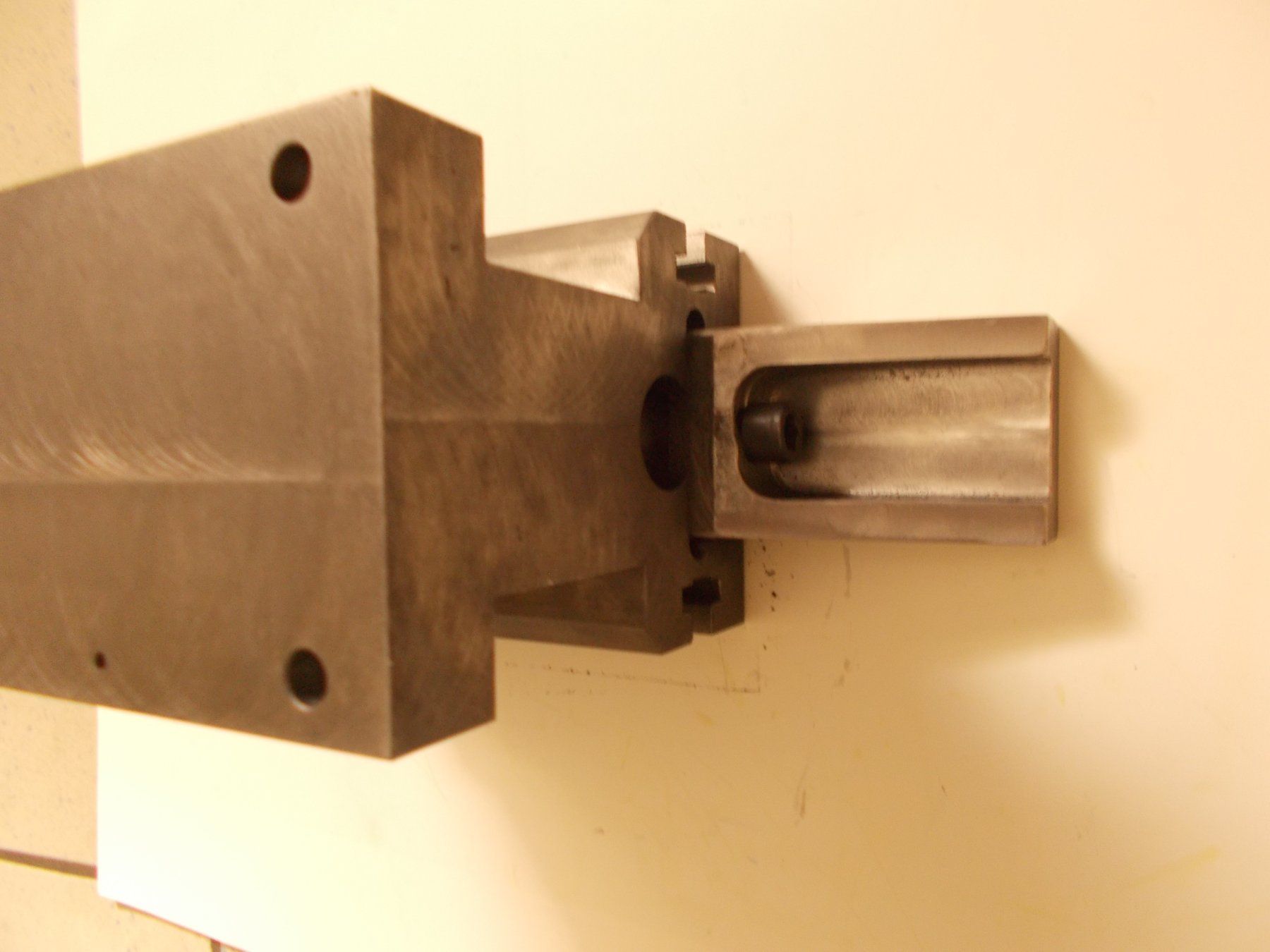 Attrezzi da lavoro: KLEINER AMBOSS METALL. 18 Kg. – Nuovo (secondo la descrizione) da Romanshorn venduto da Legere8 6