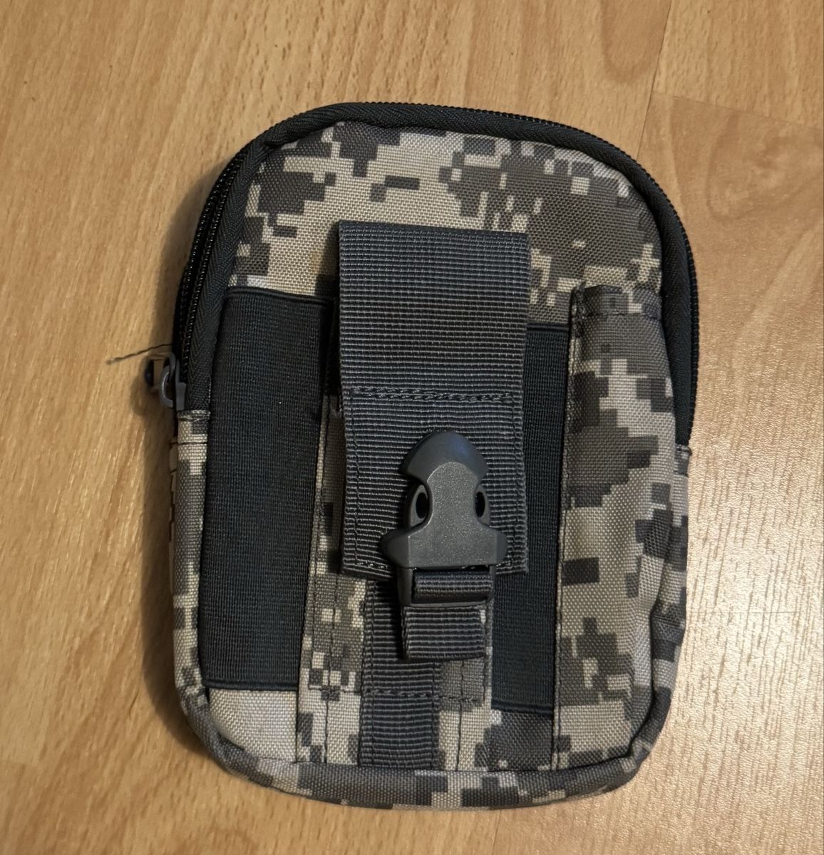 Taschen: Kleines Tactical Tasche  – Neu (gemäss Beschreibung) aus Aegerten von David.Singh2004