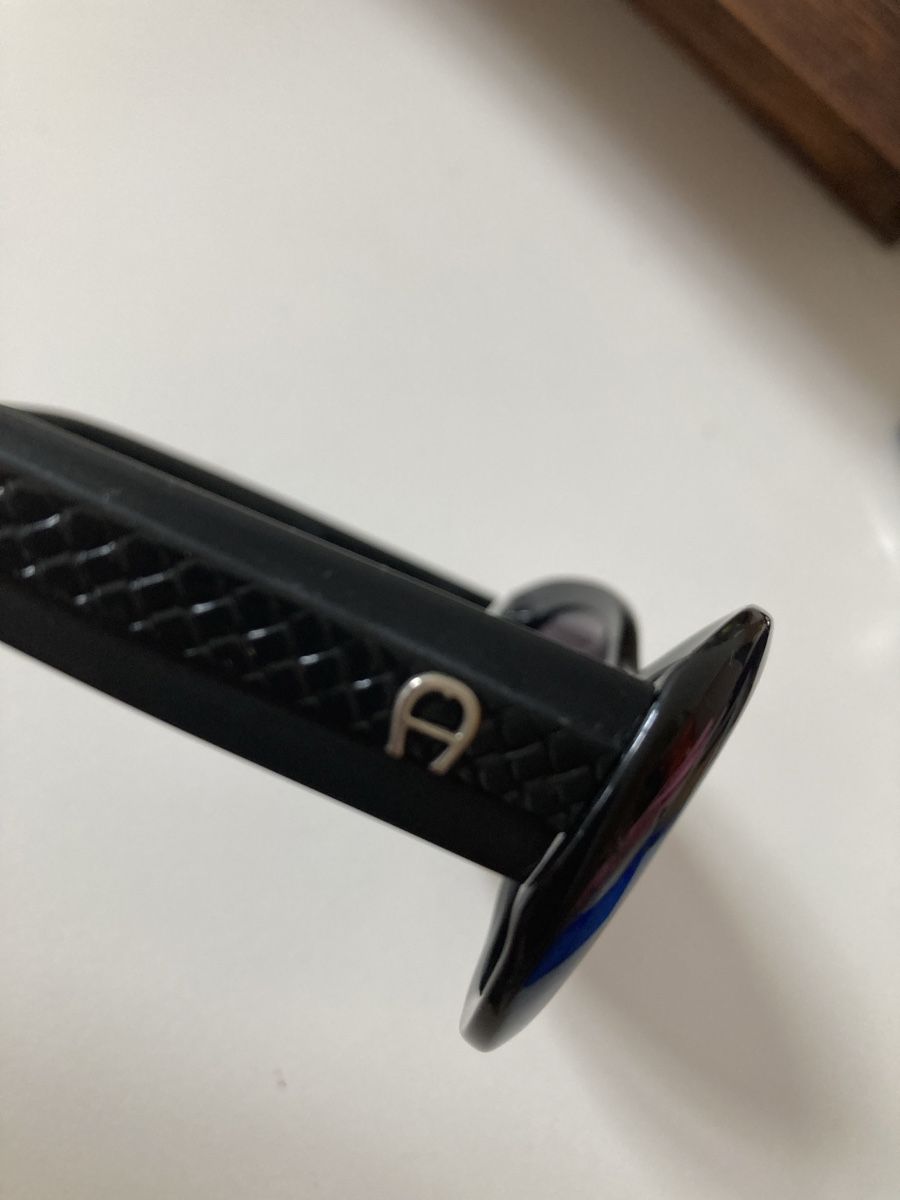 Aigner Brillen & Gläser: Original Aigner Sonnenbrille schwarz – Gebraucht aus Winterthur von Jolie-Joli 3