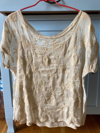 Bestickte romantische Seidenbluse Gr 38