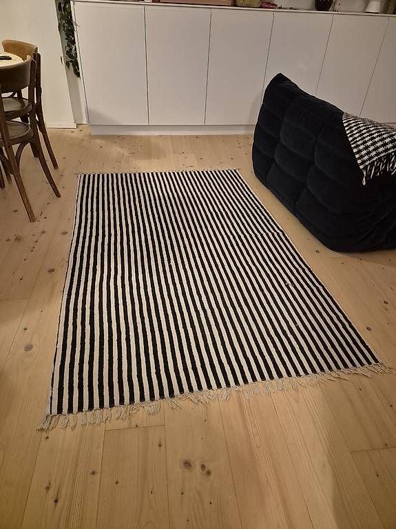 Tappeti: Teppich 130cm x 200cm – Usato da St. Gallen venduto da olivanna