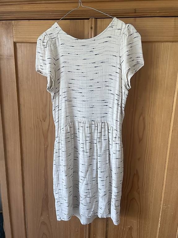 Vestiti: Sessun Kleid Grösse S – Usato da Ipsach venduto da Cynicat