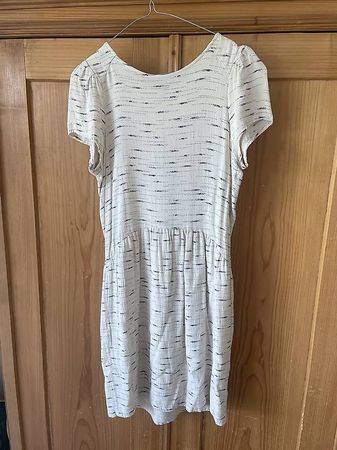 Sessun Kleid Grösse S