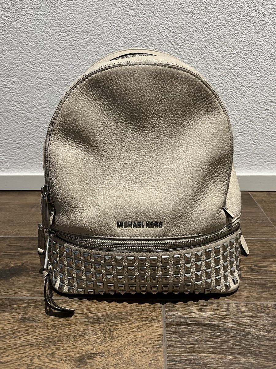Michael Kors Zaini: Original Michael Kors Rucksack – Usato da Bülach venduto da Daisy1234