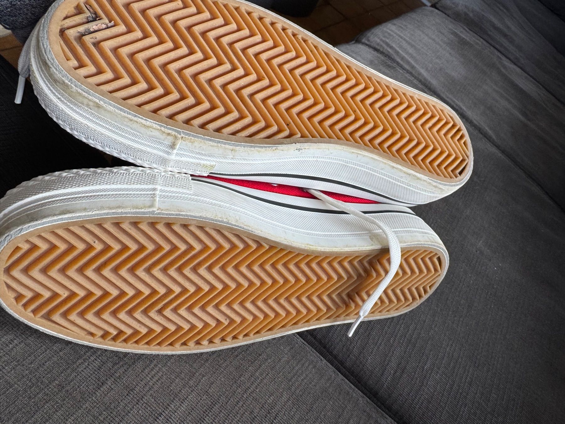 Scarpe da donna: Baskets rouges montantes, taille 39 Marina – Usato da Veyrier venduto da Kimedovapa_1 2