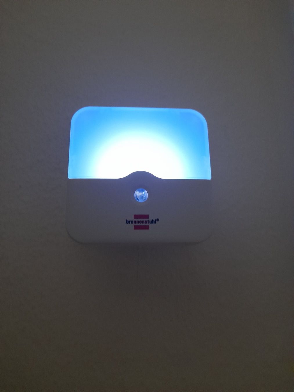 Lampen: LED Nachtlicht Orientierungslicht mit Dämmerungssensor – Neu (gemäss Beschreibung) aus Zürich von Zurich 3