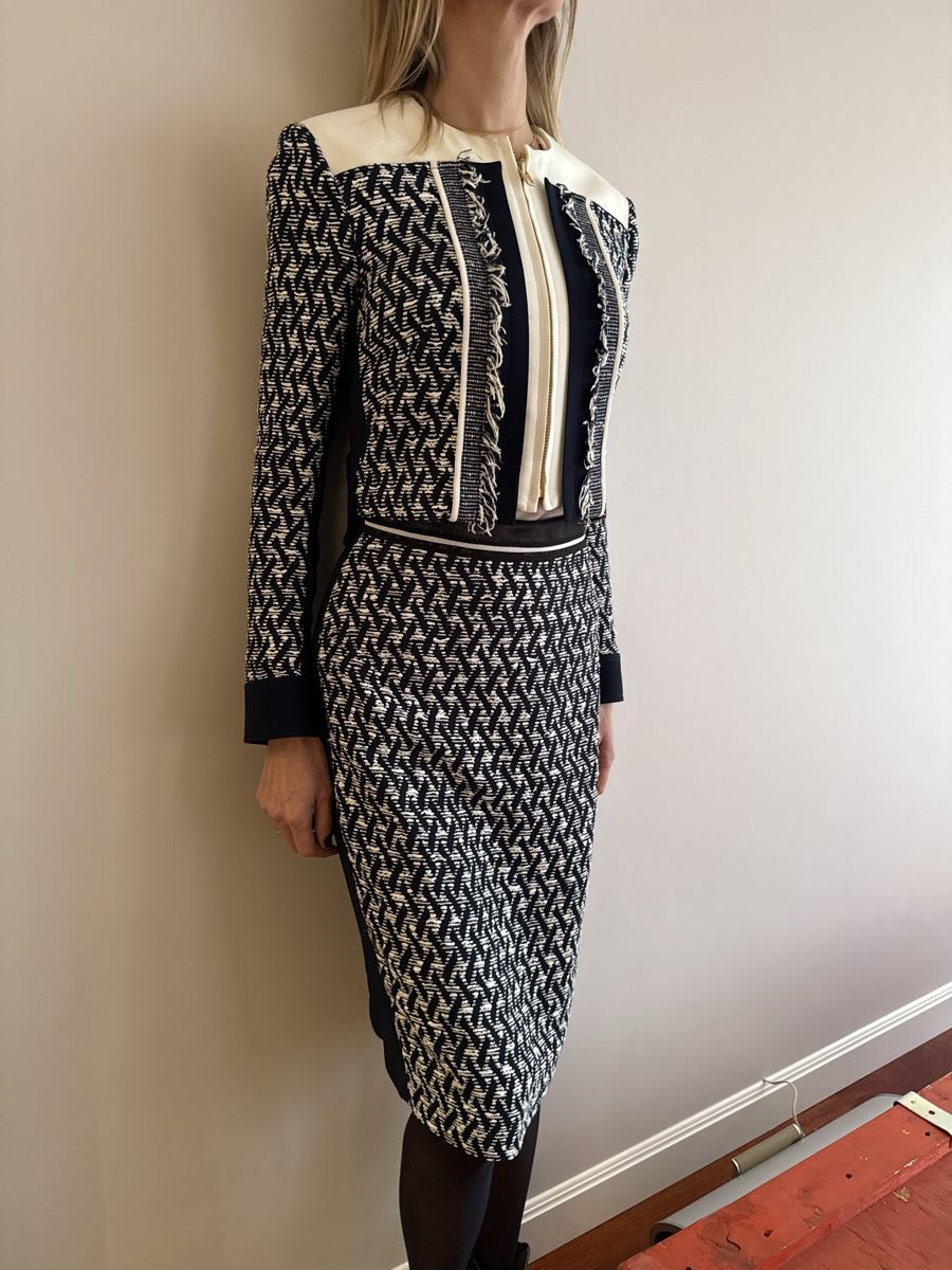 Completi & Tailleur: Roland Mouret Costume à franges brodées – Nuovo (secondo la descrizione) da Genève venduto da iry_67wr