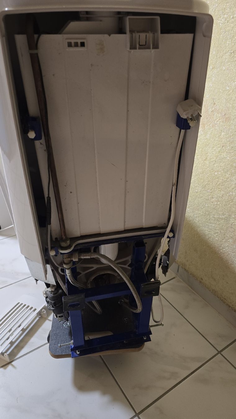 Geberit WC: Geberit Aquaclean 8000plus – D'occasion à Neuenkirch par Ptms 3
