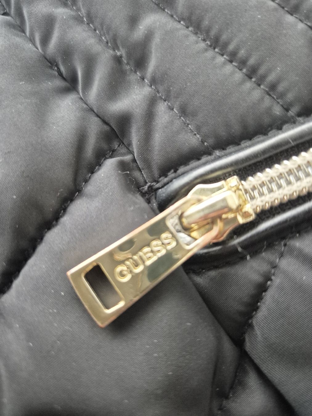 Guess Giacche: GUESS Winterjacke – Usato da Weisslingen venduto da Airgate 2