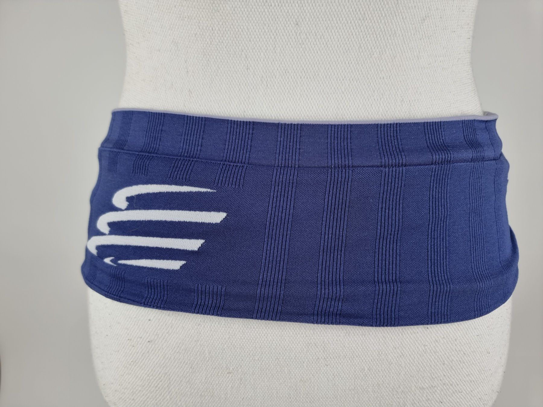 Taschen: Compressport Hüfttasche – Gebraucht aus Urtenen-Schönbühl von Restwert_Schoenbuehl 2