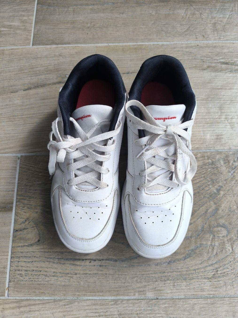Champion Scarpe da uomo: baskets champion 37,5 – Usato da Arnex-sur-Orbe venduto da mbdaso 1