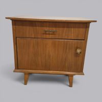 Mid Century Nachttisch mit Schublade und Fach