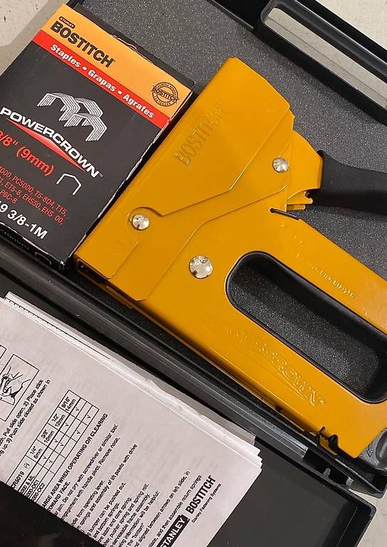 Alle Werkzeuge: BOSTITCH PC4000 Handtacker-Set – Gebraucht aus Zürich von lannaf 1