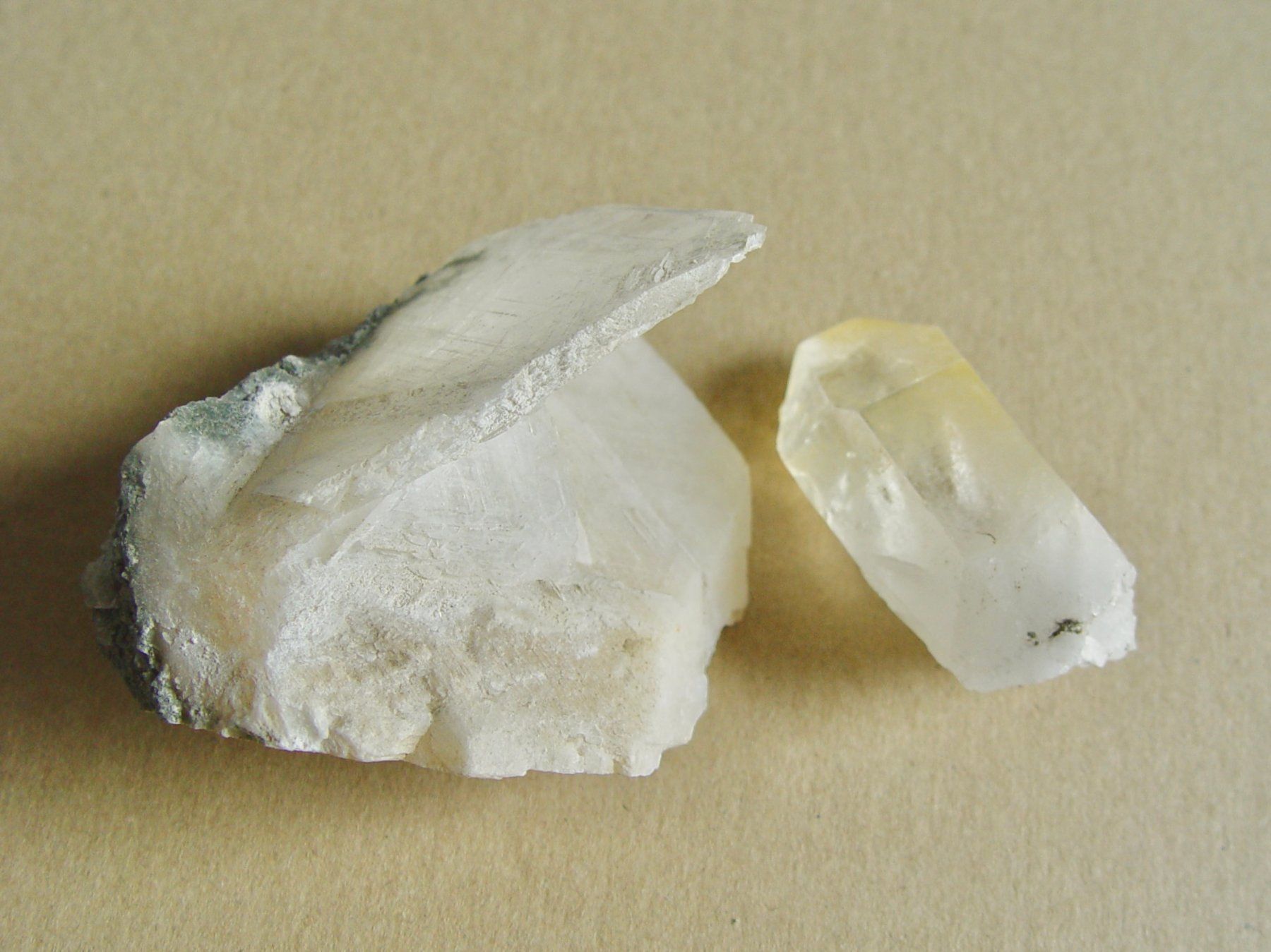 Minerali & Pietre curative: Mineral – Usato da Henggart venduto da gernli 1