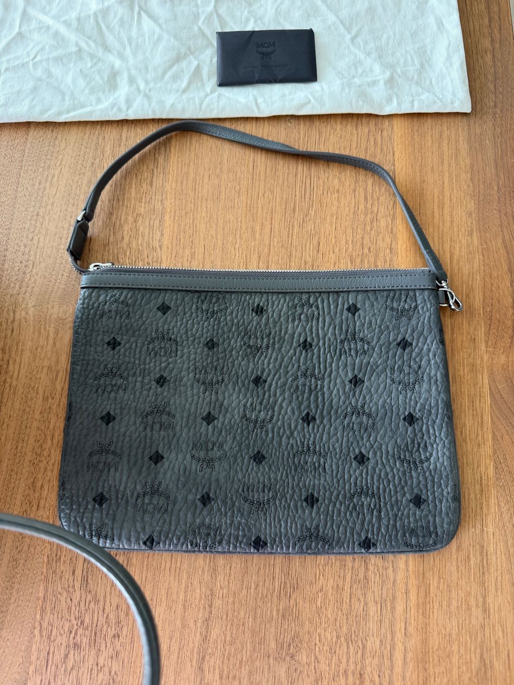 Mcm Borse da donna: MCM Shopper dunkelgrau – Usato da Gossau SG venduto da _Escada_ 8