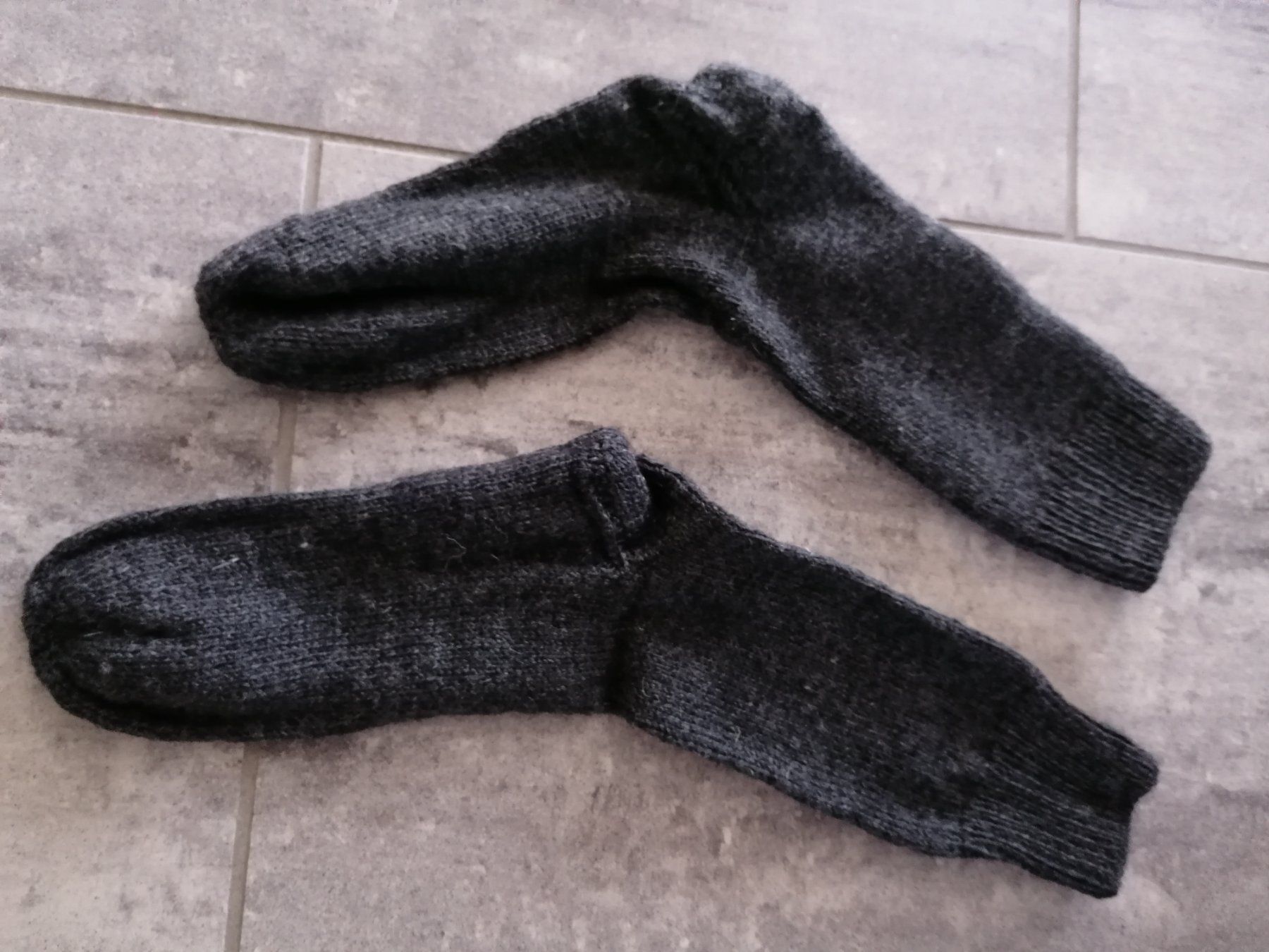 Chaussettes: Wollsocken dunkelgrau ca. Gr. 40 – Neuf (Voir description) à Entlebuch par Waldschratt65
