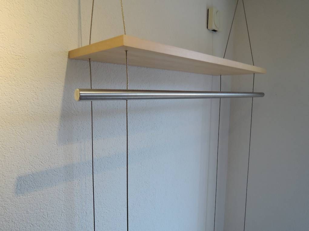 Porte manteau: Hängegarderobe – D'occasion à Ins par Burgerol 3