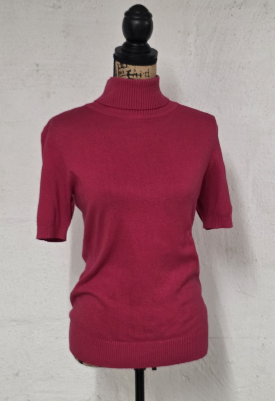 Maglioni & Felpe: Bordeaux Rollkragenshirt Gr. 36/38 - Kurzarm Baumwolle – Usato da Rheinsulz venduto da Gilea 1