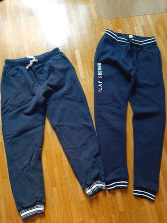 2 Pantalons training  bleu Automne /Hiver  134 .  
