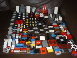 (5) LEGO RÄDER-PNEU UND MEHR ..CA. 300 STK.