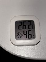 Digitales Thermometer Hygrometer mit Baby Symbol