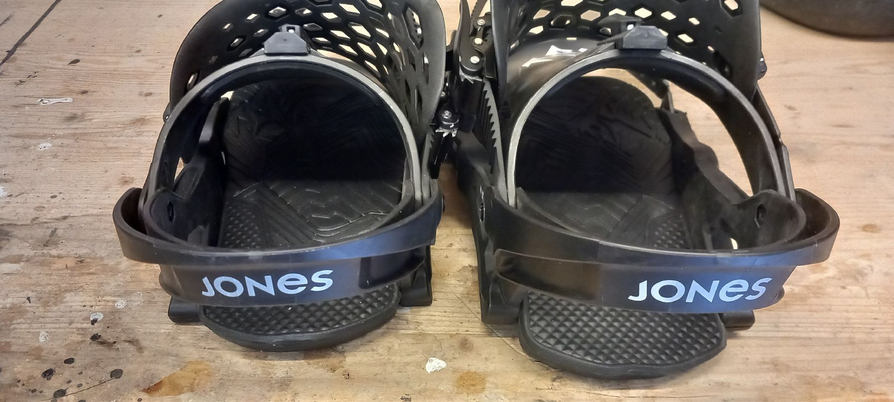 Jones Fixations: Snowboard Jones bindings Meteorite – D'occasion à Gstaad par Joanyog 1