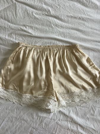 Short en soie tularosa porté une fois