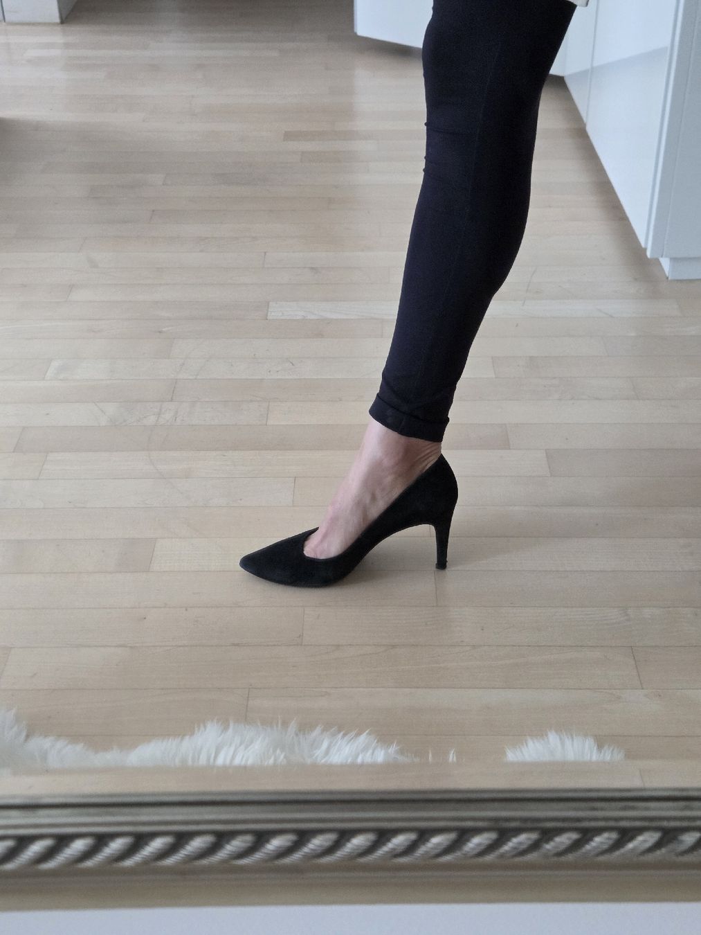 Scarpe da donna: Leder Pumps schwarz Velourleder – Usato da Zürich venduto da lejale01 5