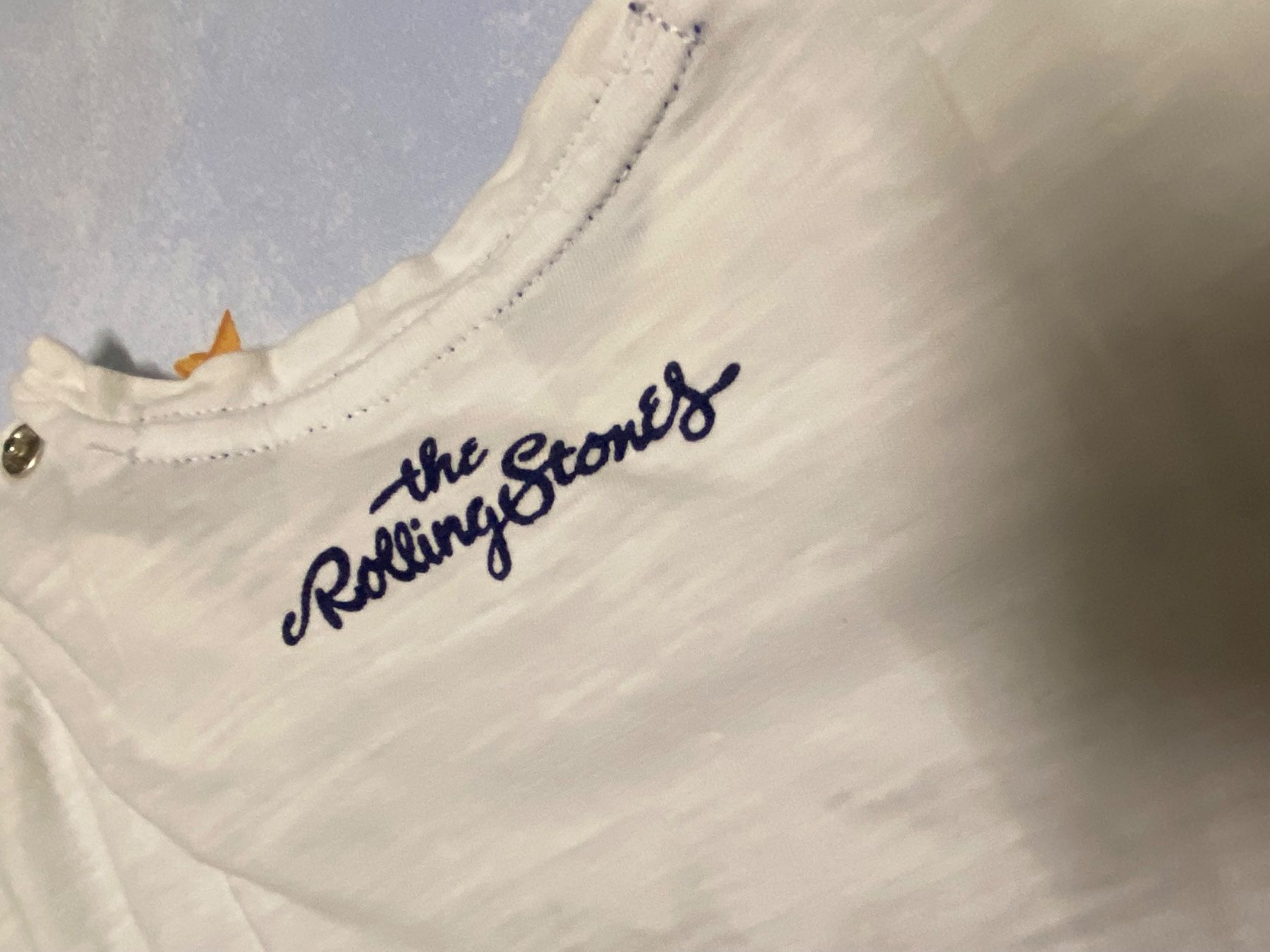 H&M T-Shirts: T-Shirt Rolling Stones Grösse 92 – Gebraucht aus Sissach von SV-650 3