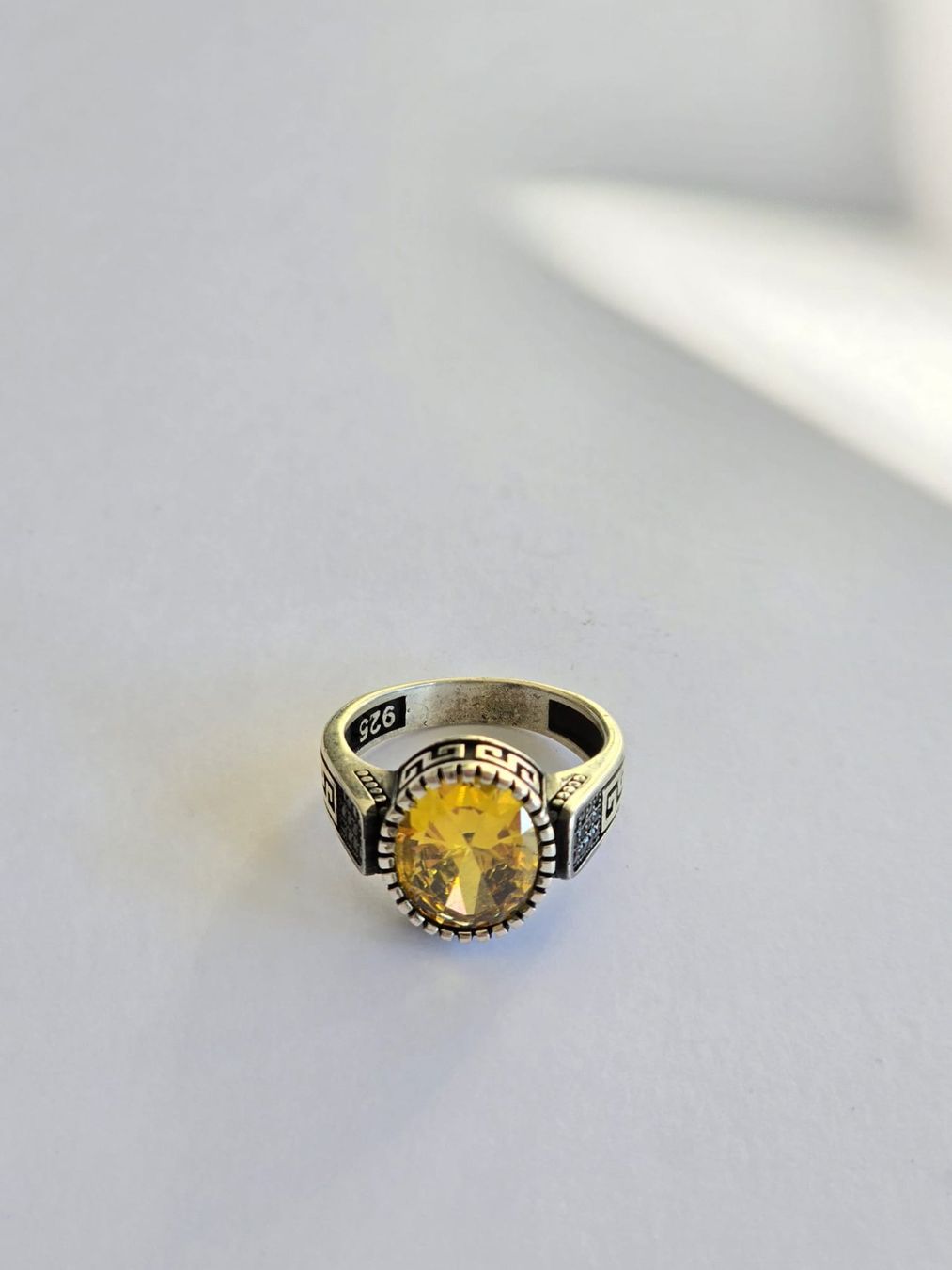 Anelli: Bague en argent, Zircon, taille 59 – Nuovo e nell'imballaggio originale da Neuchâtel venduto da NIDAVELIR 1
