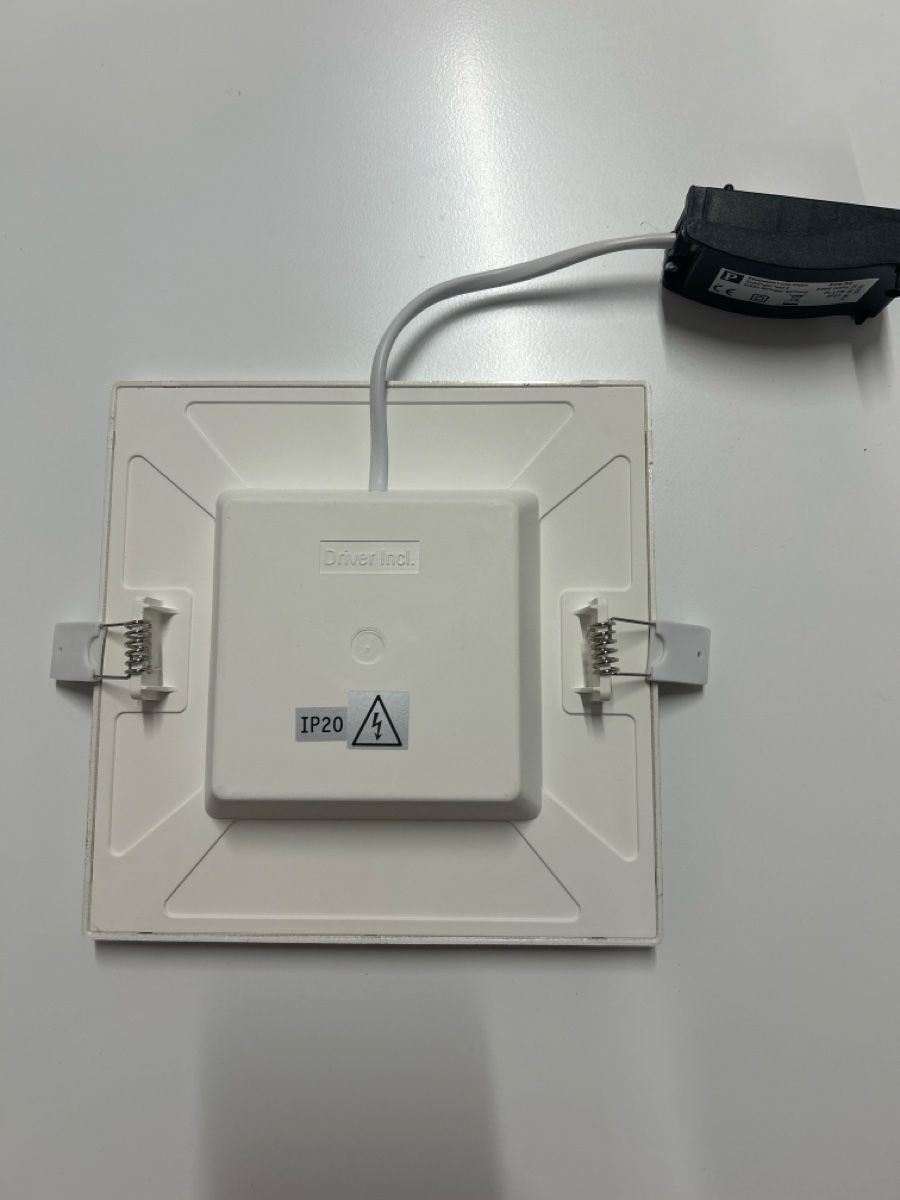Lustres & lampes de plafonds: LED-Deckenleuchte 12W IP23  – D'occasion à Nussbaumen AG par Marco834 1