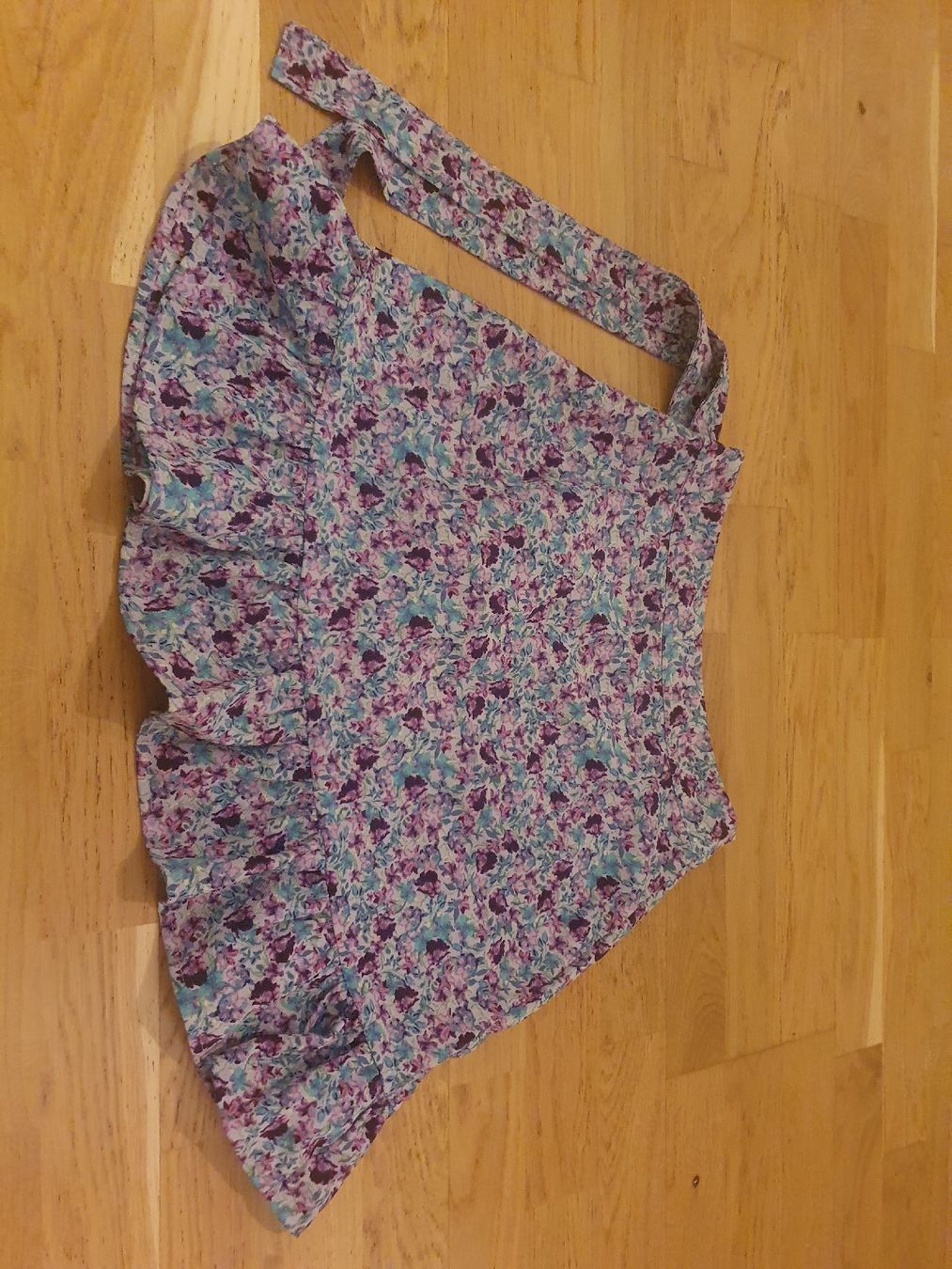 Gonne: Blumenmuster Sommerrock, Gr. 34 bis 36 – Usato da Moosseedorf venduto da Sonnenschein.. 3