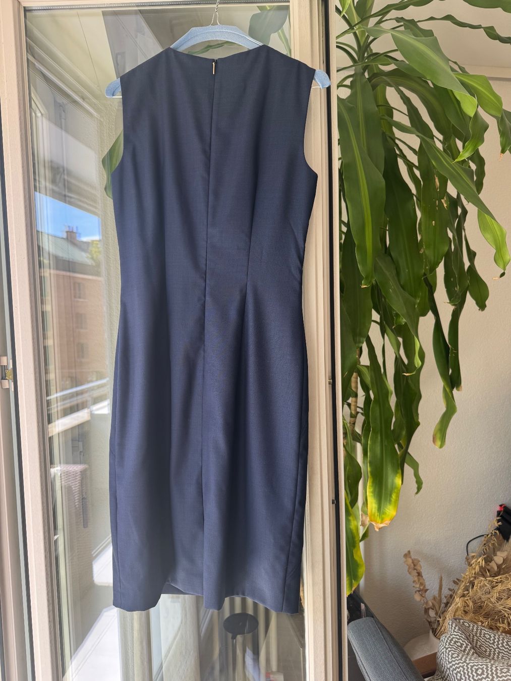 Hugo Boss Kleider: Hugo Boss Denesa Taille 34 – Neu (gemäss Beschreibung) aus Genève von Cindylou.01 5