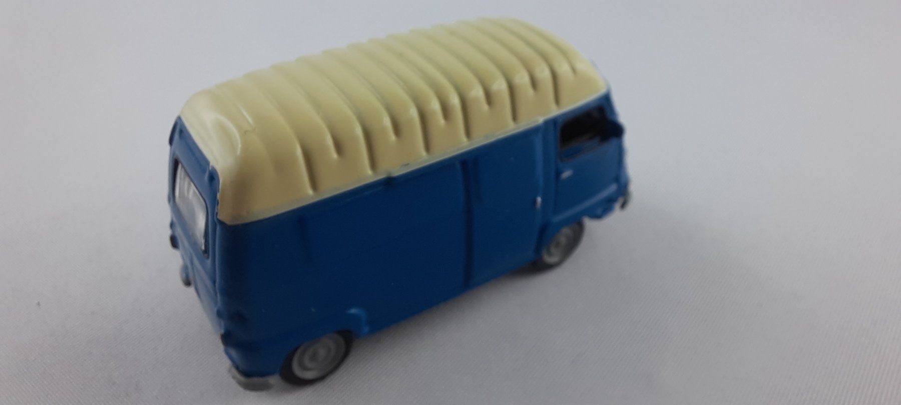 Modellini di ferrovie: RENAULT Estafette - HO – Nuovo e nell'imballaggio originale da Morges venduto da iljamuromez 1