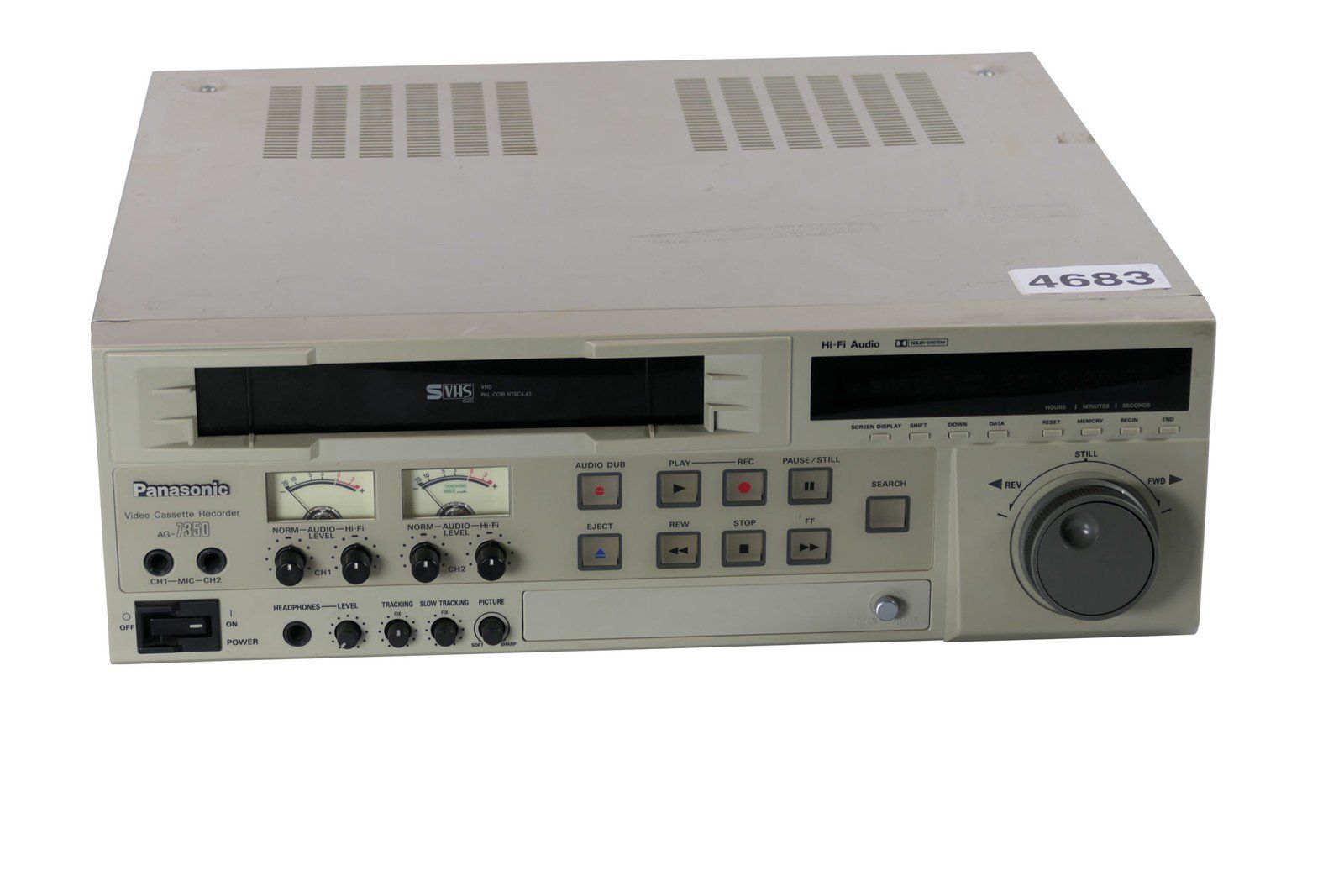 Tutti i VHS: prof. SVHS Recorder AG-7350 Panasonic – Usato da Therwil venduto da Alduro