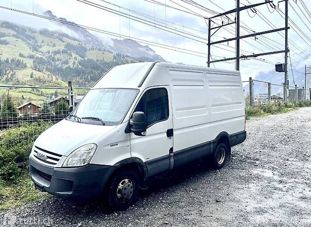 Veicoli commerciali: Iveco Daily 35C15 – Usato da Laupersdorf venduto da poweronwheels